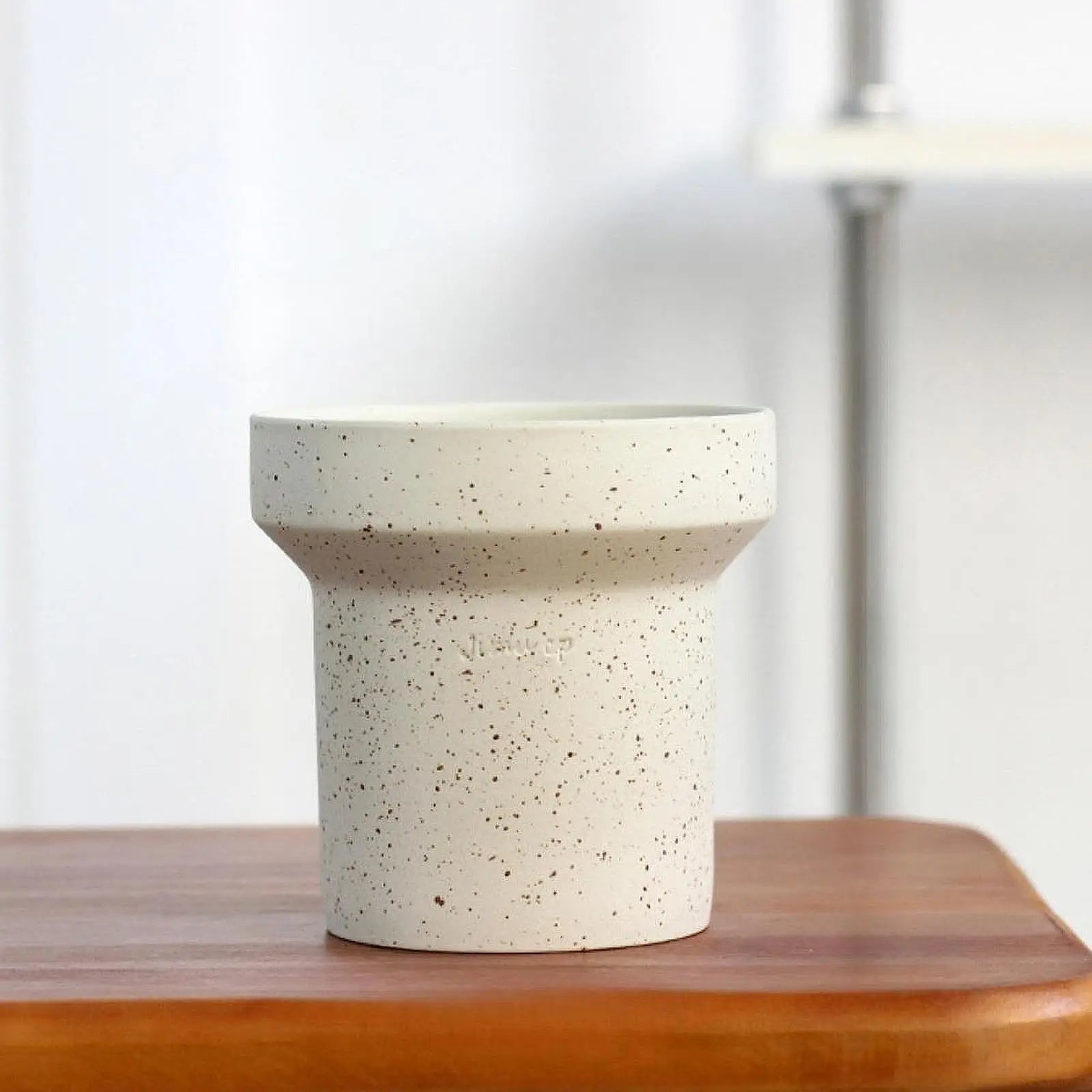 Flowerpot ,Delicate Planter, Plant Container ,Modern Flower Pot ,Decorative Vase for Dinner Indoor Plants Dried Flower