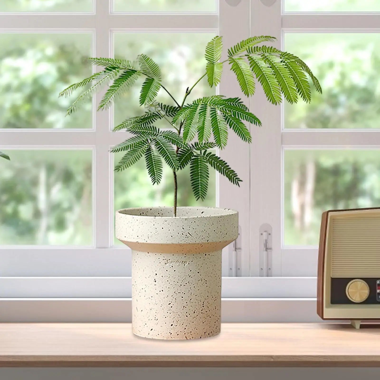 Flowerpot ,Delicate Planter, Plant Container ,Modern Flower Pot ,Decorative Vase for Dinner Indoor Plants Dried Flower