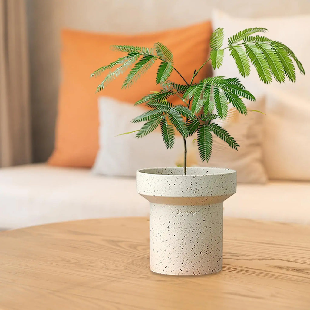 Flowerpot ,Delicate Planter, Plant Container ,Modern Flower Pot ,Decorative Vase for Dinner Indoor Plants Dried Flower
