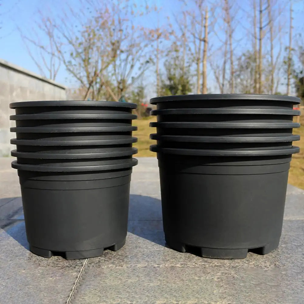 Indoor Plant Pot Black Plastic Flowerpot Planter with Drainage Holes Reinforced Rim Nursery Container Gallon Planter Pot