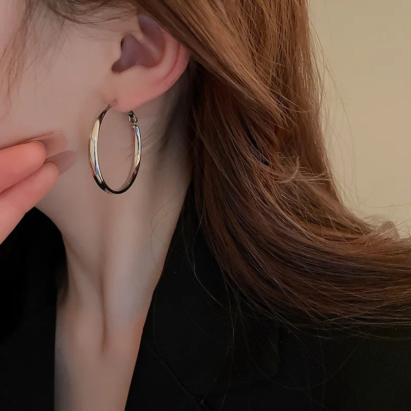 Elegant Retro Thick Round Circle Earrings for Women Simple Metal  Big Hoop Earrings Wedding Engagement Aesthetic Jewelry