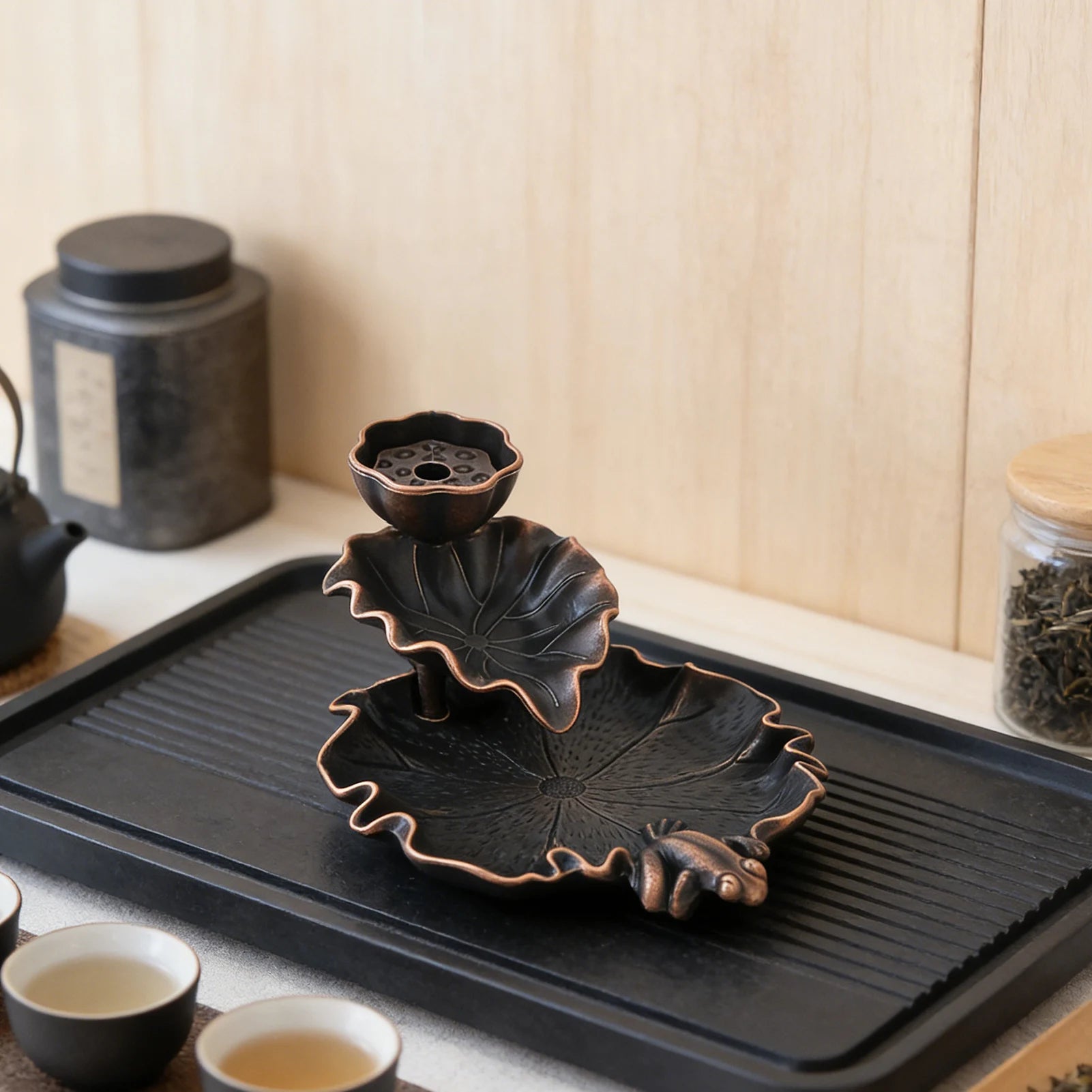 Incense Waterfall Incense Cone Holder Frog or Fish Backflow Insense Holder Creative Metal Incense Holder Ornament Home Decor